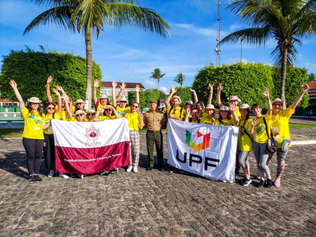 equipe PUCPR e da UPF, no Projeto Rondon