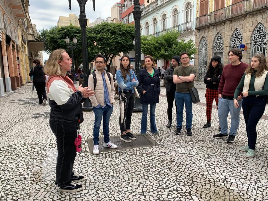 Equipe realiza visita da Cátedra de Curitiba